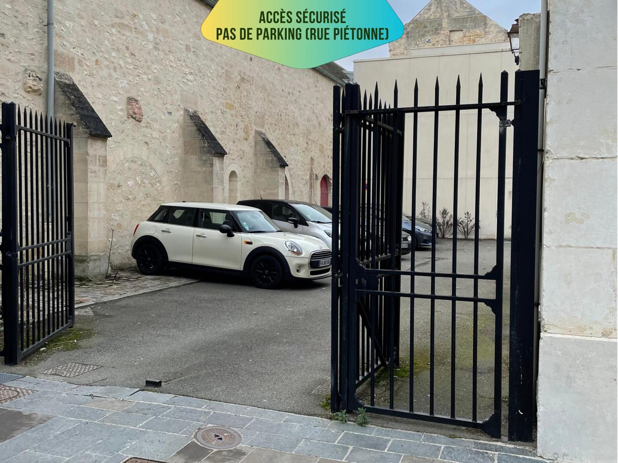 Apartamento Le Corneille - Ideal Pros & Couples - Centre Historique - Chateau 5min - Gare 10min - Au Calme - Fibre Compiègne